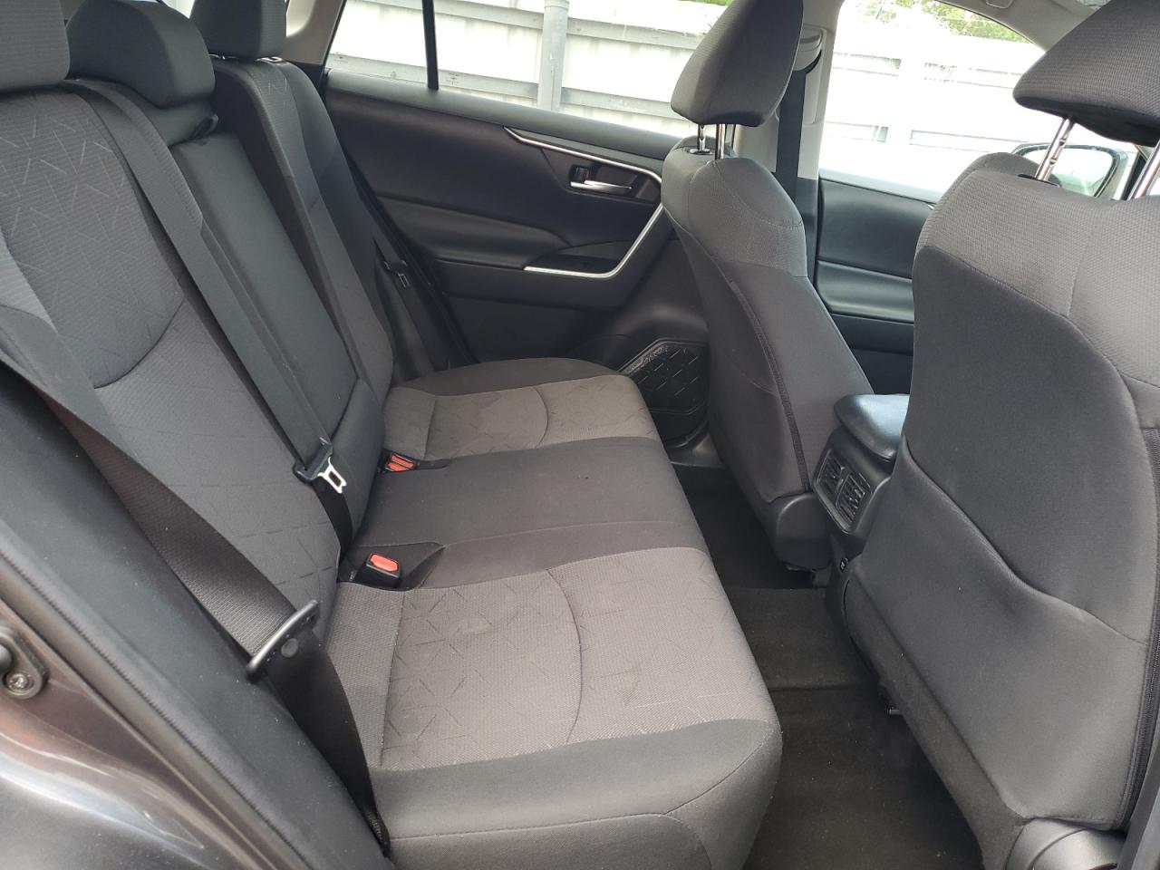 2020 Toyota Rav4 Xle VIN: 2T3W1RFV1LC034366 Lot: 61774875