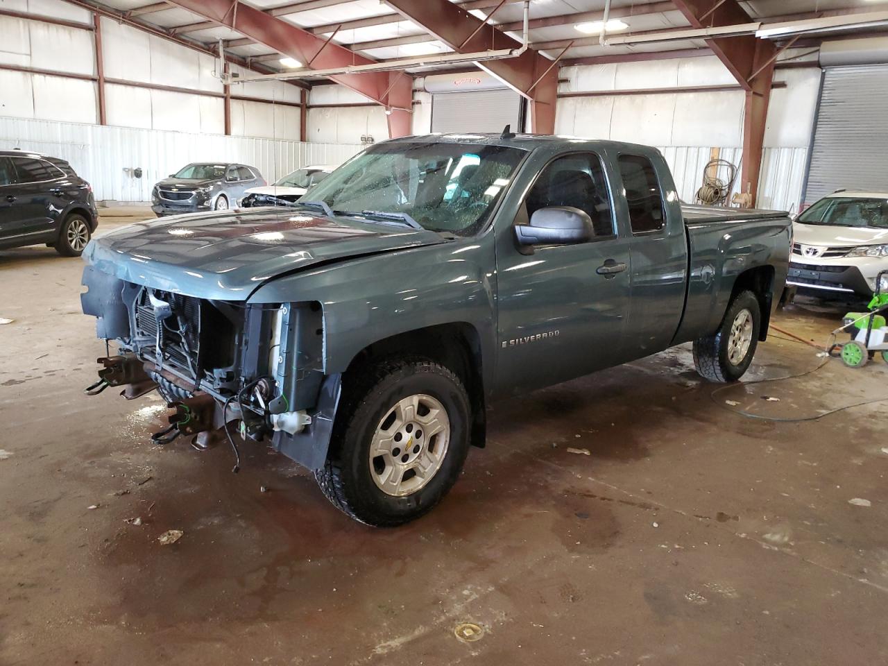 2008 Chevrolet Silverado C1500 for Sale in Lansing, MI - Front End