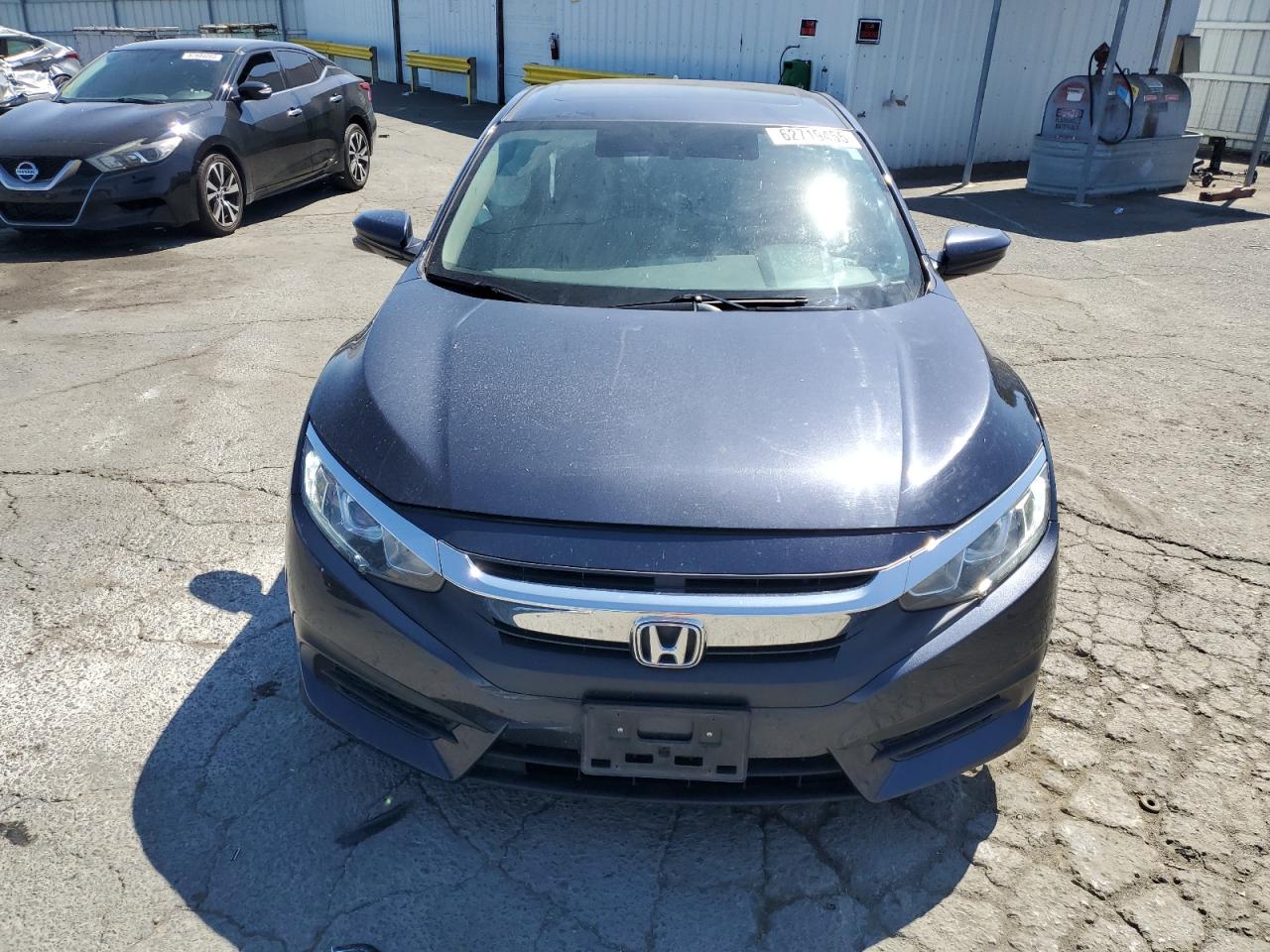 HONDA CIVIC 2018 VIN 2HGFC2F76JH524303 фото 5