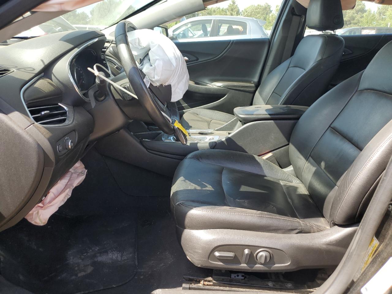 1g1zj5suxhf239249 1G1ZJ5SUXHF239249 2017 Chevrolet Malibu Hybrid