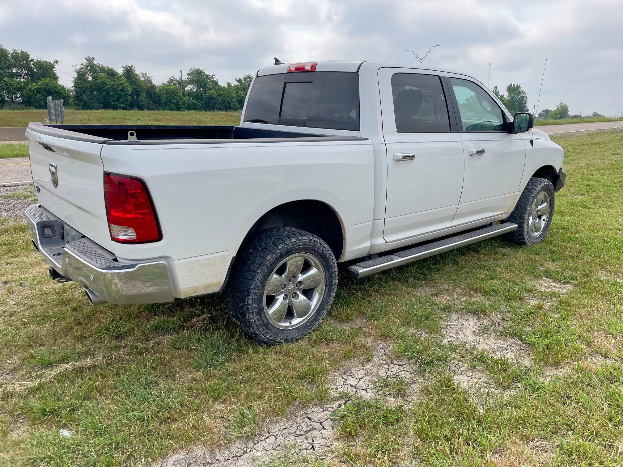 2015 RAM 1500 SLT  