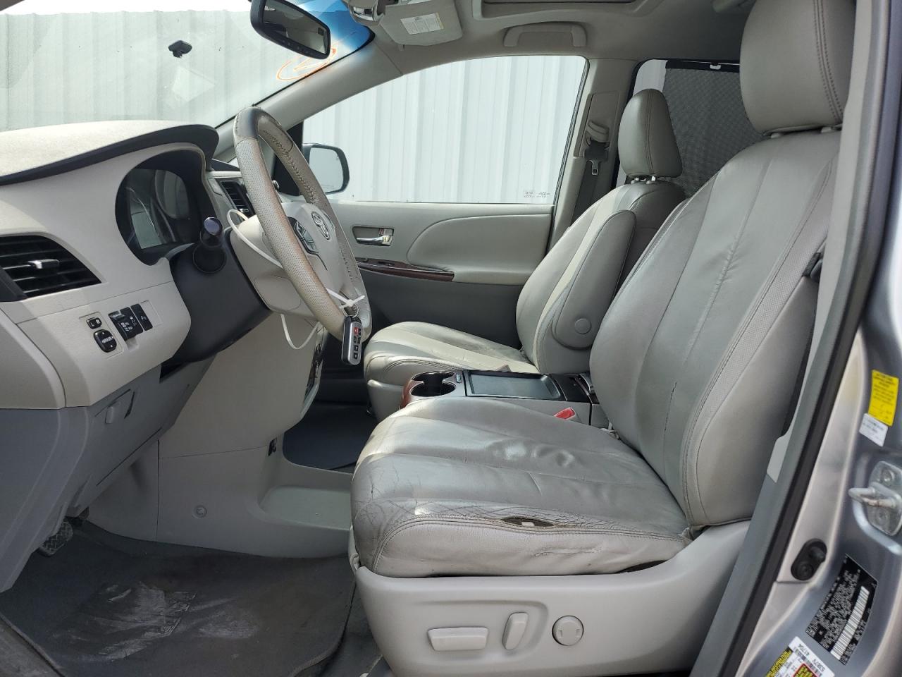 2011 Toyota Sienna Xle VIN: 5TDDK3DC0BS002428 Lot: 58999605