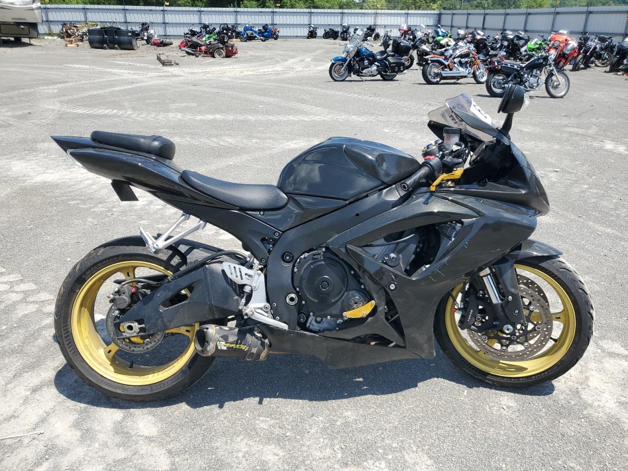 SUZUKI GSX 2006 VIN JS1GN7DA562110321