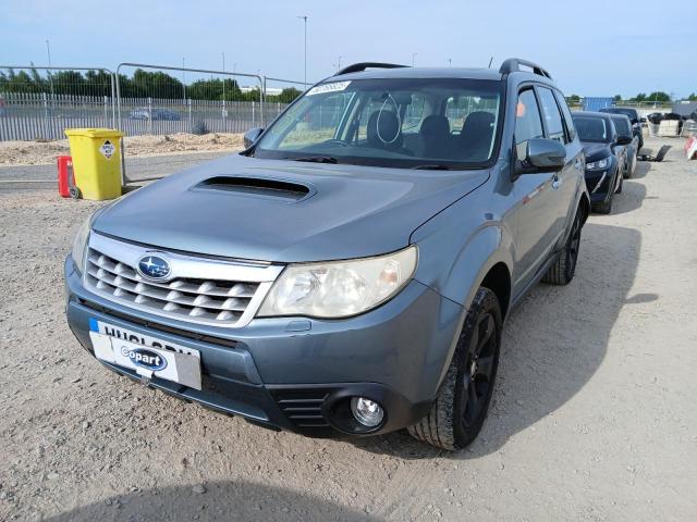SUBARU FORESTER X 2011