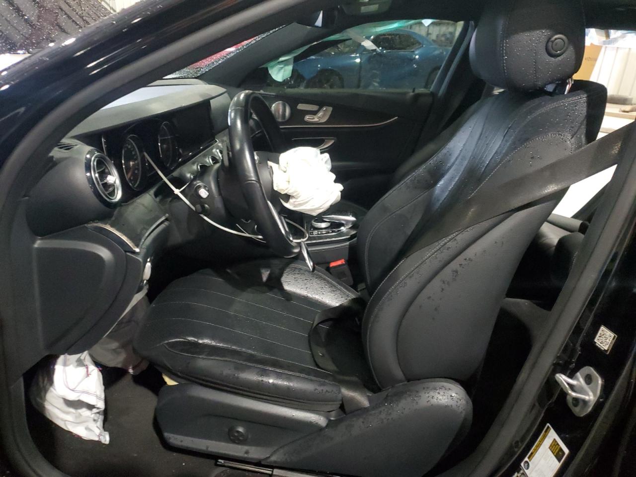 2019 Mercedes-Benz E 300 VIN: WDDZF4JB2KA617545 Lot: 59357855