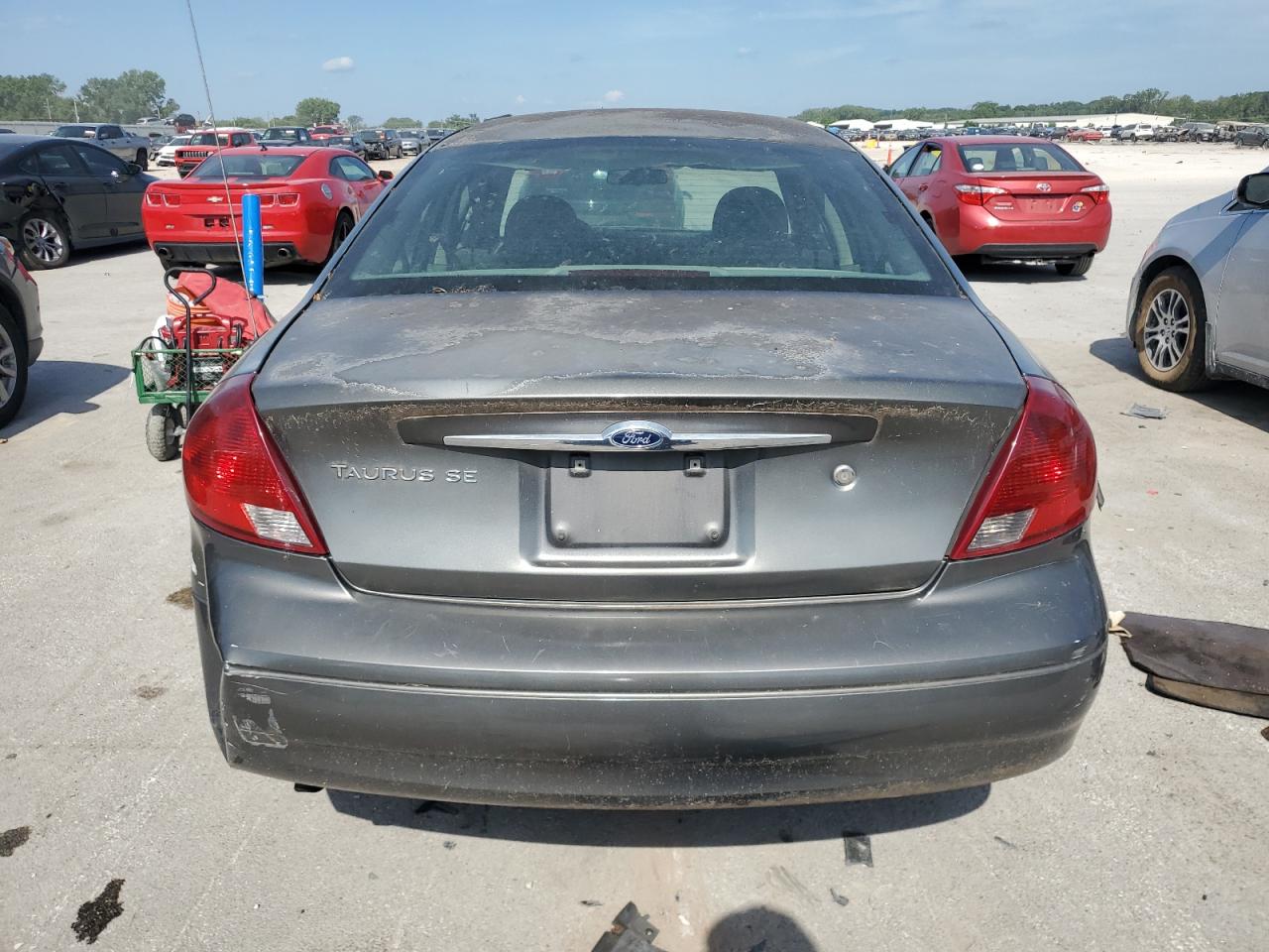 2002 Ford Taurus Se VIN: 1FAFP53U12G147672 Lot: 62173665