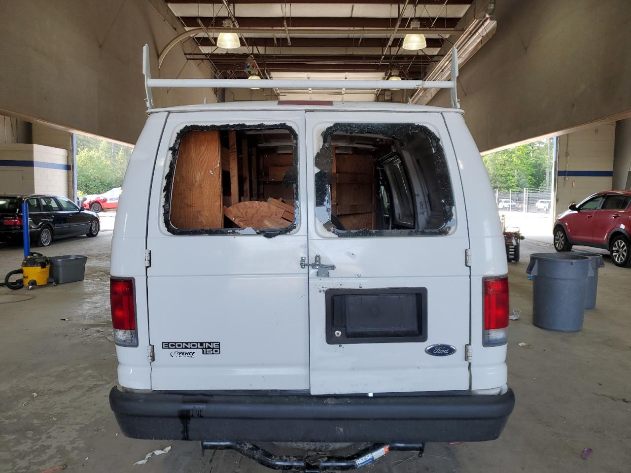 1998 Ford Econoline E150 Van VIN: 1FTRE1428WHC17722 Lot: 62459575