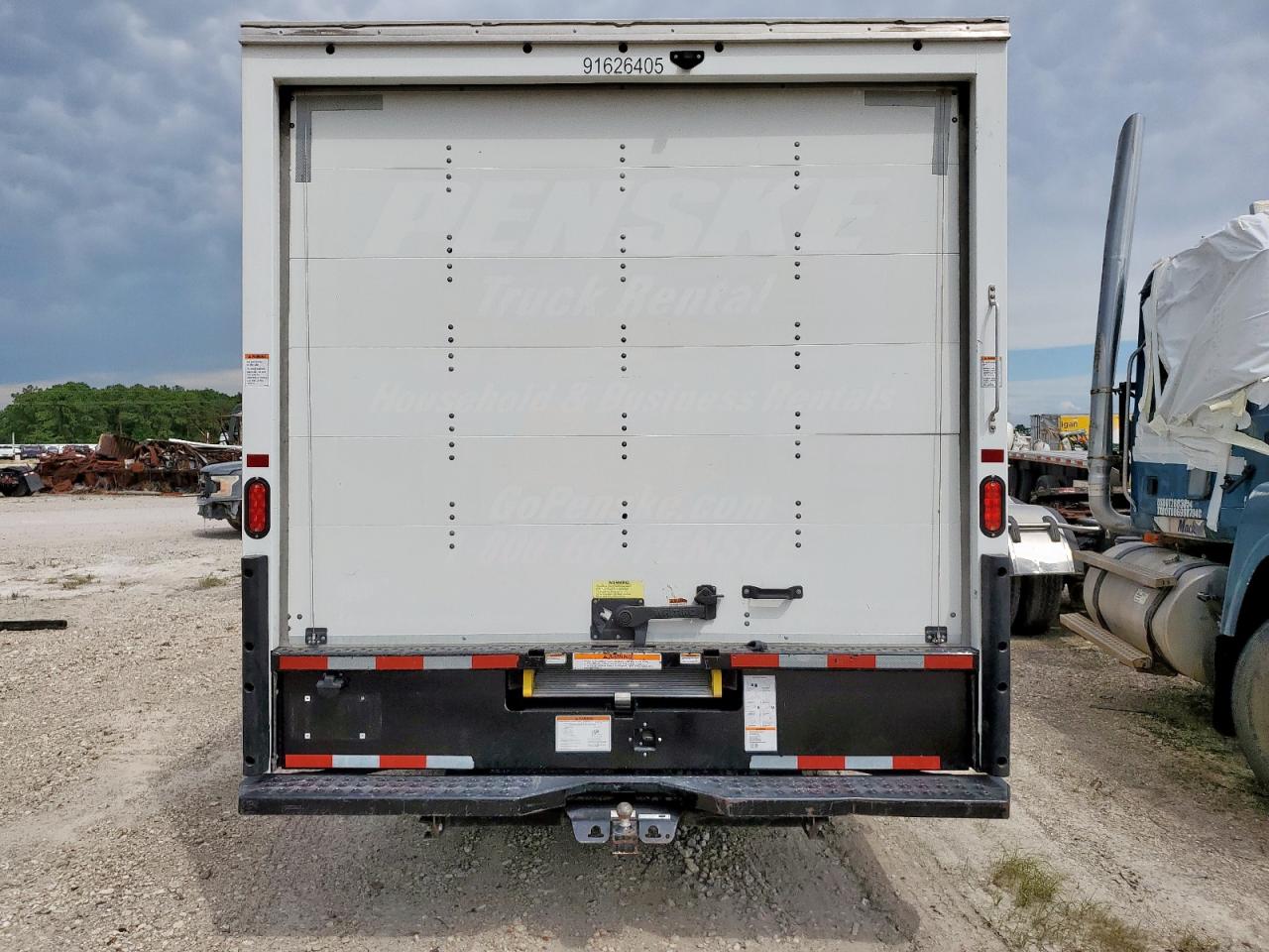 2022 GMC Savana Cutaway G3500 VIN: 7GZ37TC75NN005971 Lot: 65620885