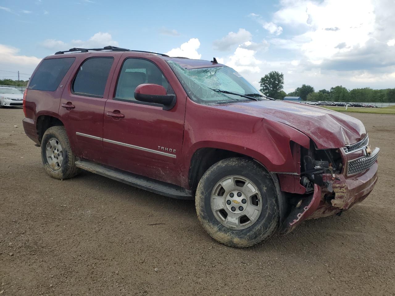CHEVROLET TAHOE 2011 VIN 1GNSKBE03BR301469 photo 4