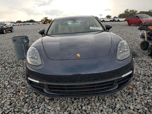  PORSCHE PANAMERA 2018 Granatowy