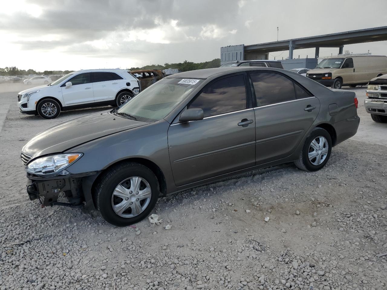 4T1BE32K95U504679 TOYOTA CAMRY Photo 1
