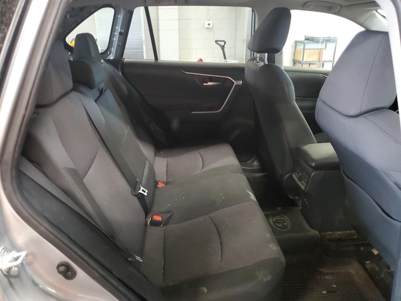 2019 Toyota Rav4 Xle VIN: JTMRWRFV1KJ017612 Lot: 62714215