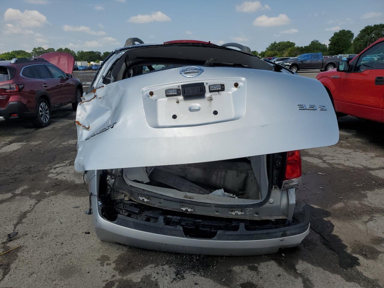 2005 Nissan Quest S VIN: 5N1BV28U75N105640 Lot: 60193935