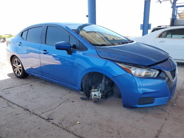  NISSAN VERSA 2021 Синий