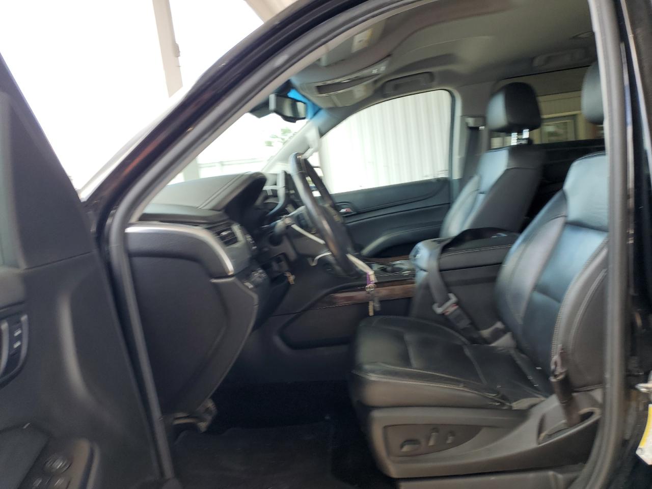 2018 Chevrolet Suburban K1500 Lt VIN: 1GNSKHKC2JR181437 Lot: 62150525