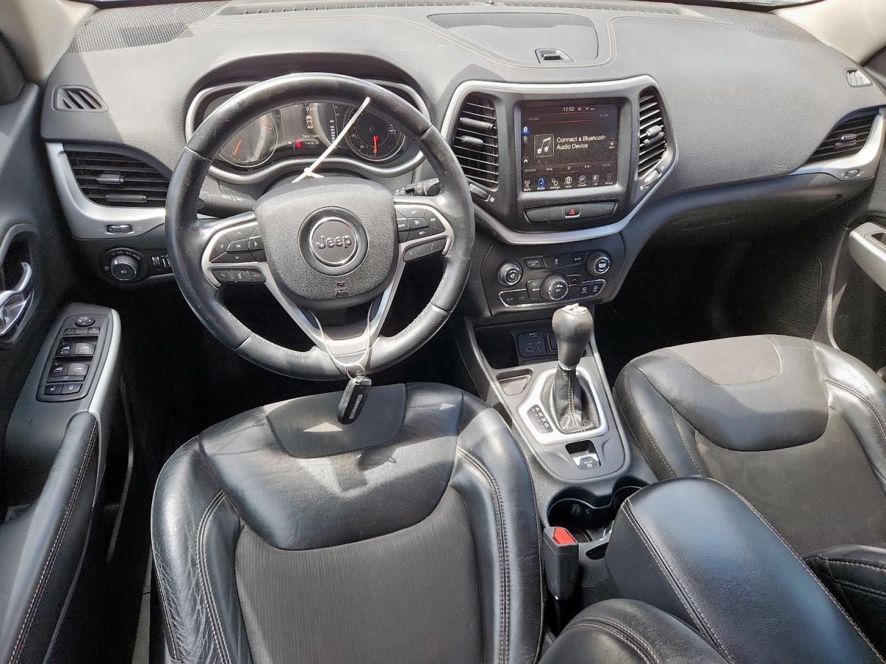 JEEP GRAND CHER 2018 VIN 1C4PJLLB5JD621836 фото 8
