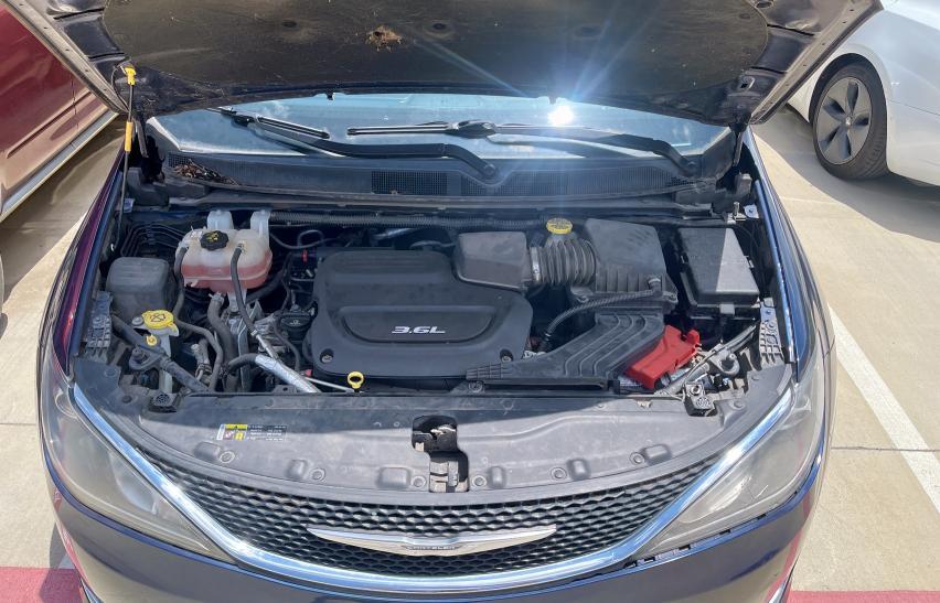Minivans CHRYSLER PACIFICA 2017 Blue