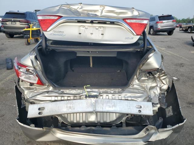  TOYOTA CAMRY 2017 Złoty