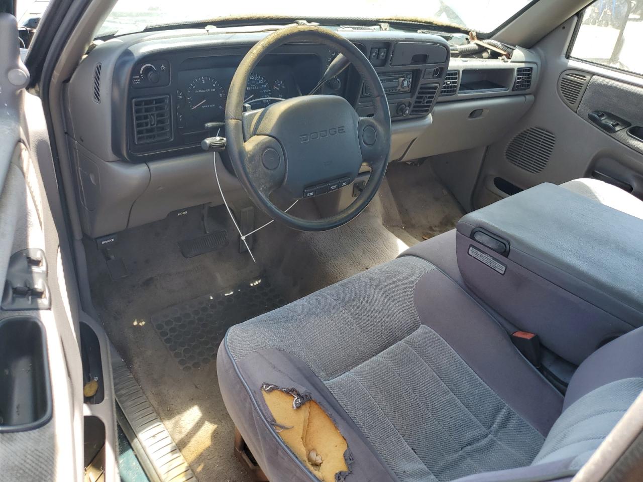 1996 Dodge Ram 2500 VIN: 3B7KC23Z1TM196165 Lot: 61874945