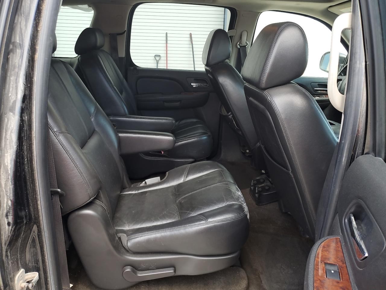 2008 Chevrolet Suburban K1500 Ls VIN: 1GNFK16368J114108 Lot: 62155525