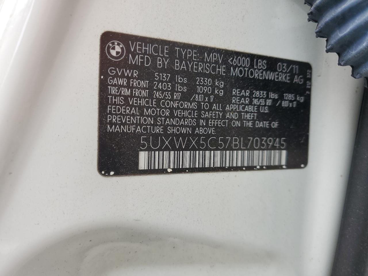 2011 BMW X3 xDrive28I VIN: 5UXWX5C57BL703945 Lot: 61900025
