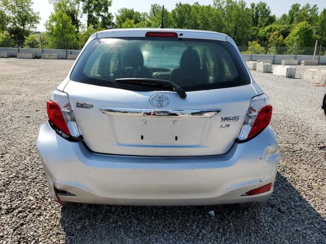 TOYOTA YARIS 2012 Серебристый