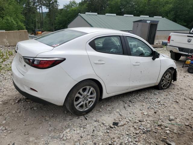  TOYOTA YARIS 2018 Biały