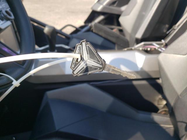 2016 POLARIS SLINGSHOT SL  