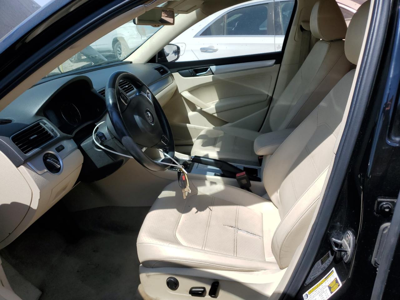 2012 Volkswagen Passat Se VIN: 1VWBP7A37CC016167 Lot: 61810665