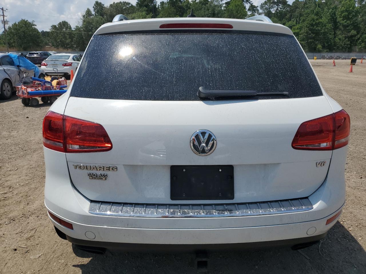 2014 Volkswagen Touareg V6 VIN: WVGEF9BP2ED013735 Lot: 62924835