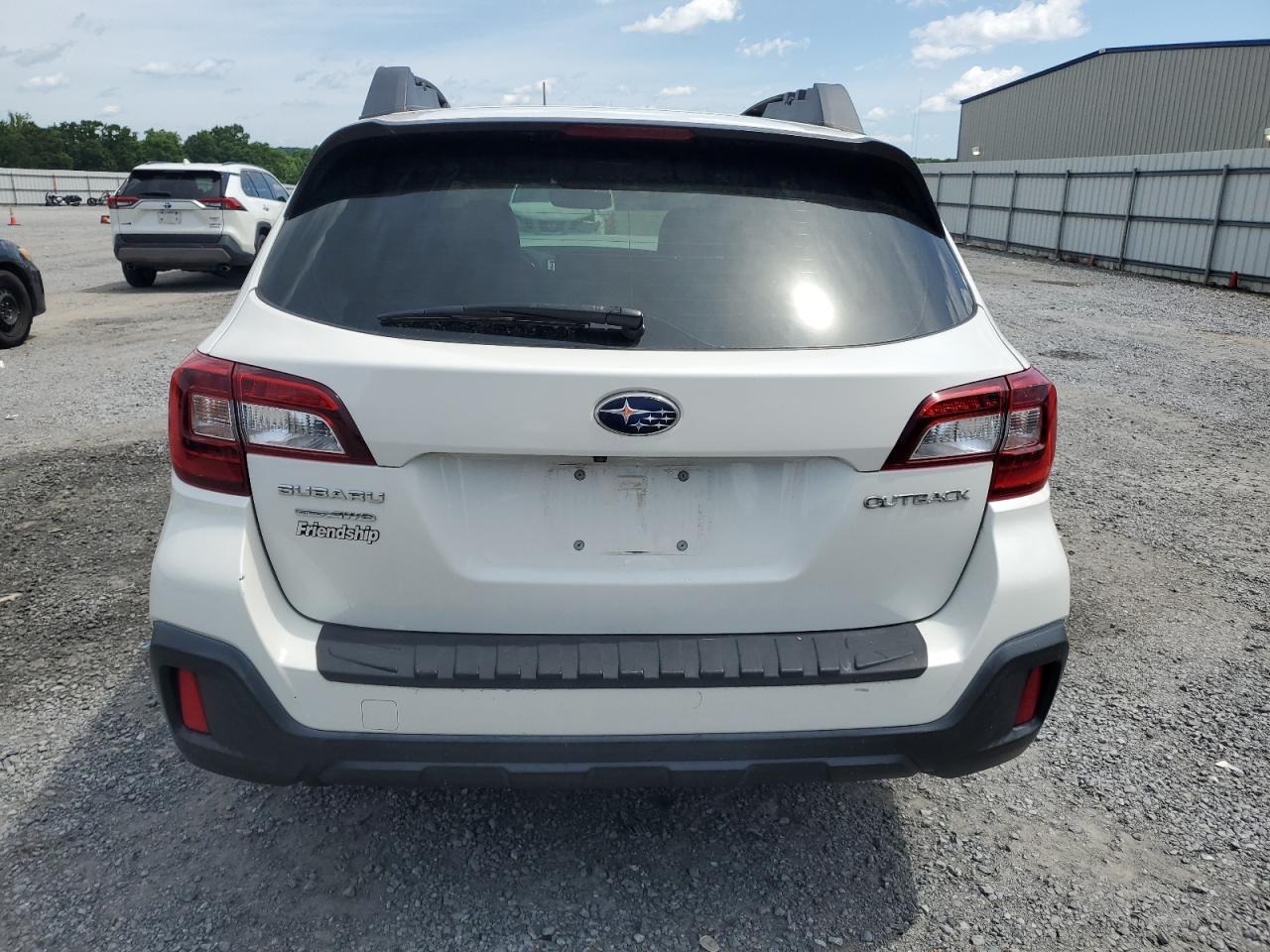 2018 Subaru Outback 2.5I VIN: 4S4BSAAC5J3320329 Lot: 60101095