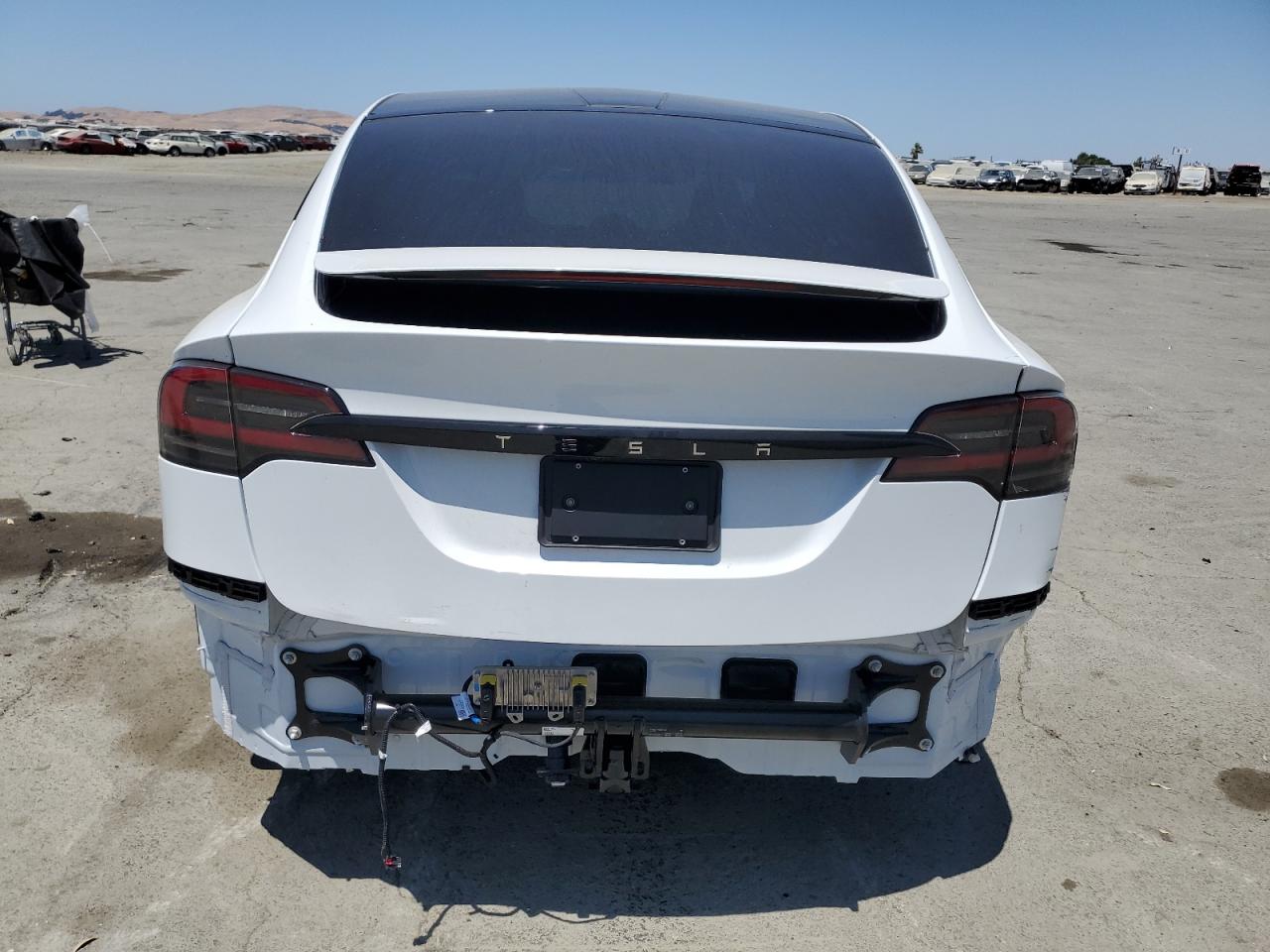 2025 Tesla Model X VIN: 7SAXCDE57SF471541 Lot: 61788905