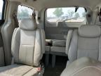 2010 Chrysler Town & Country Limited zu verkaufen in Pekin, IL - Hail