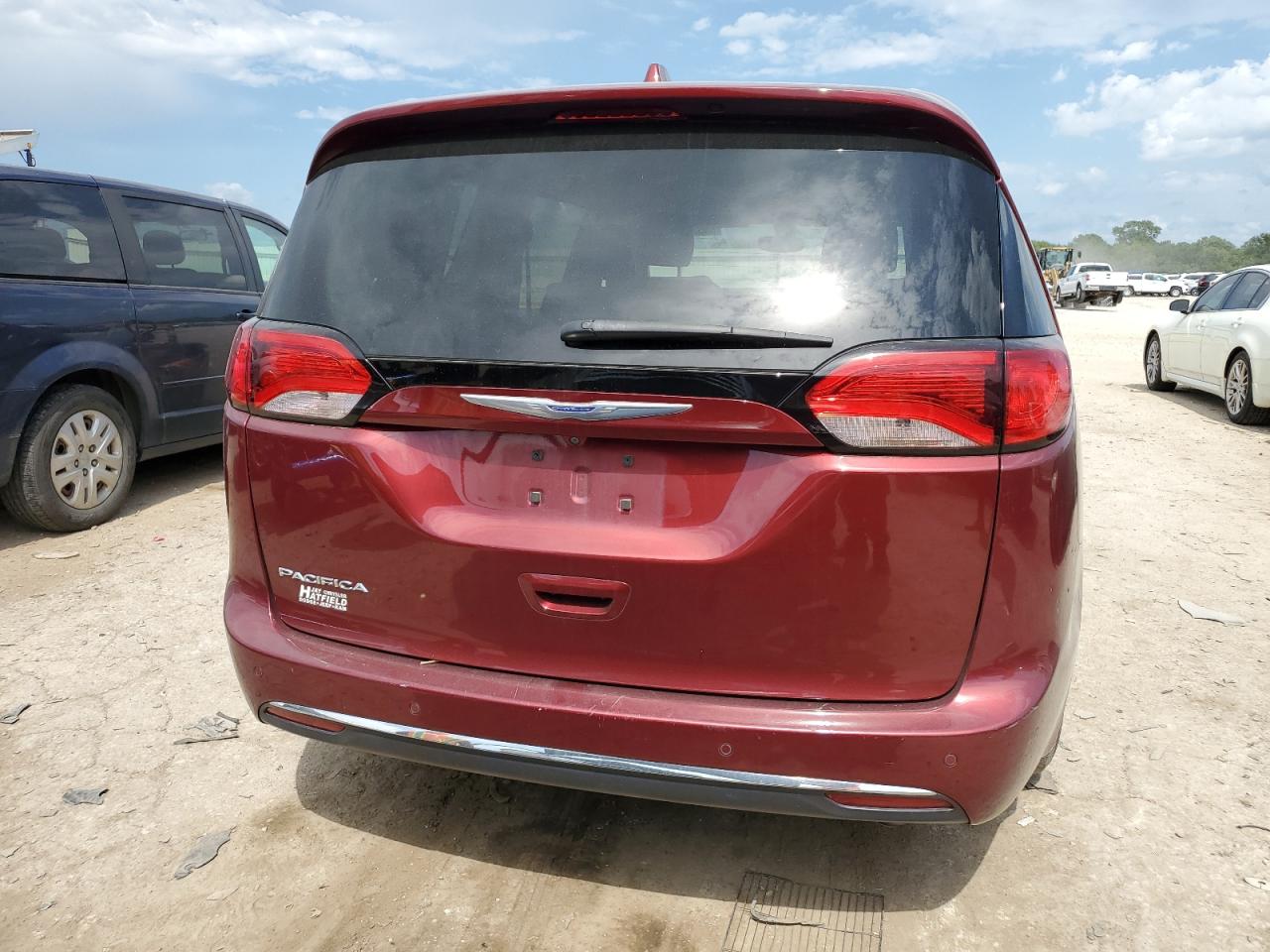 2020 Chrysler Pacifica Touring L VIN: 2C4RC1BG2LR113120 Lot: 60538385