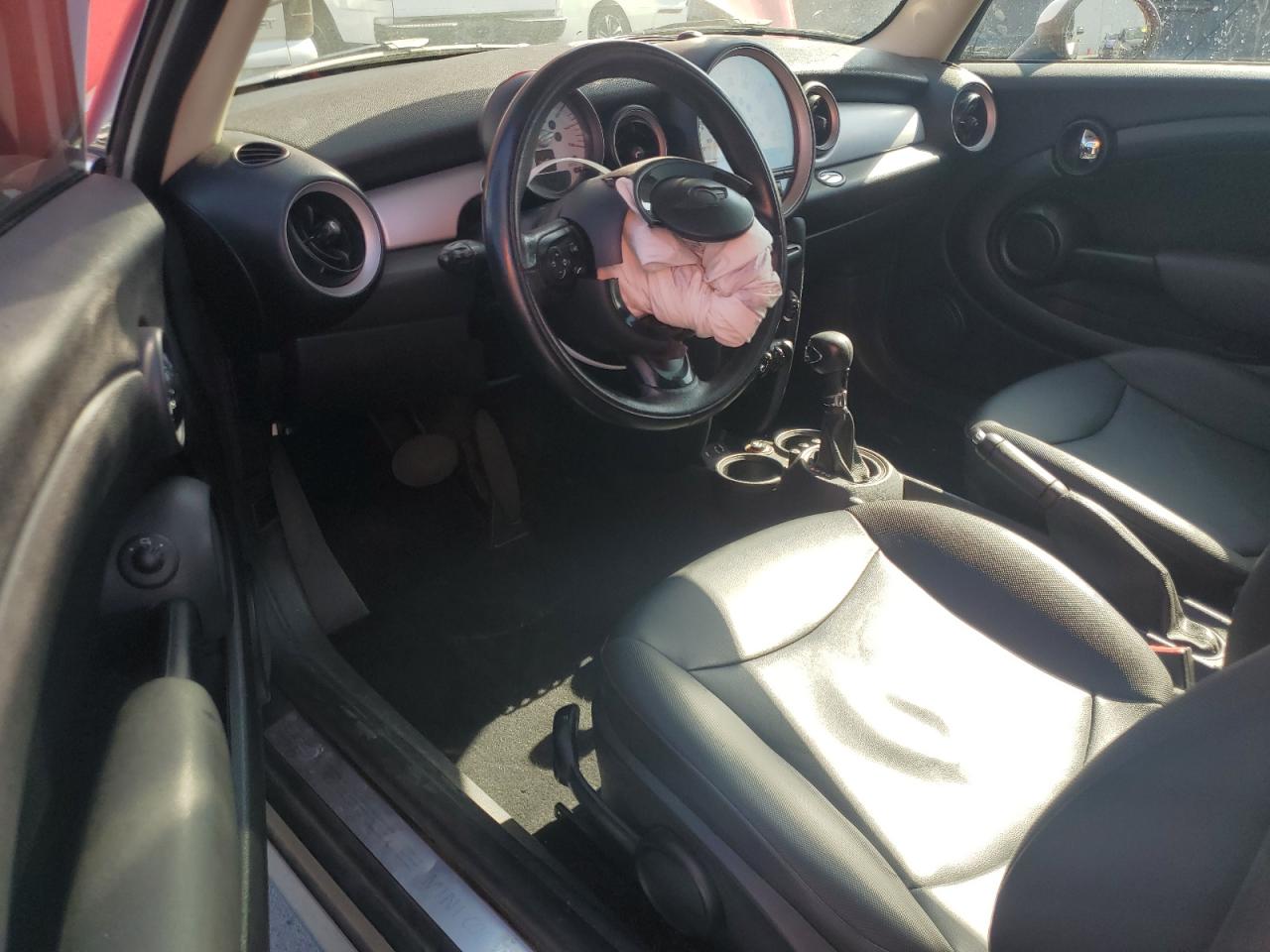 2013 Mini Cooper VIN: WMWSU3C55DT546185 Lot: 62603645