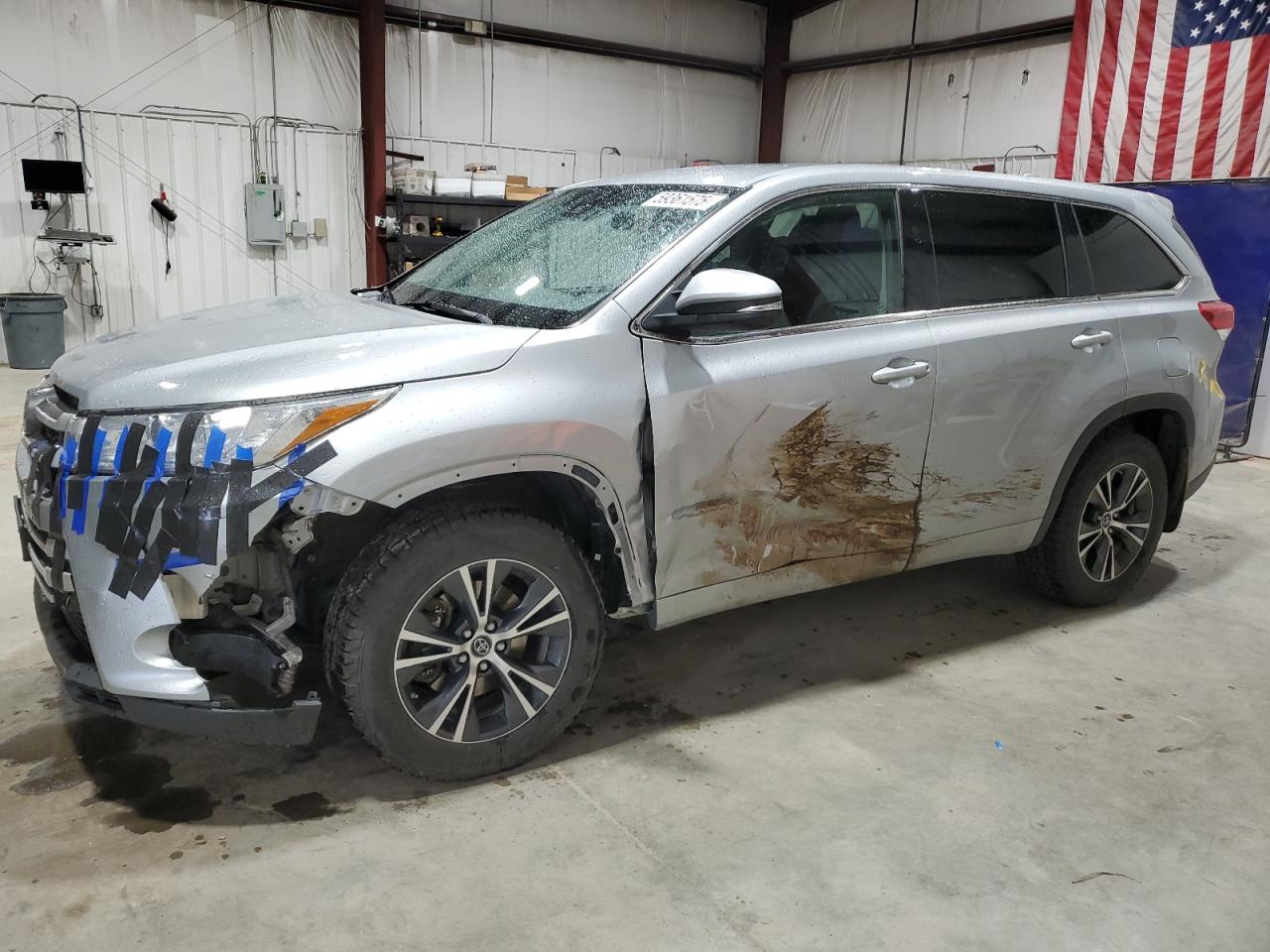 2017 Toyota Highlander Le იყიდება Billings-ში, MT - Front End