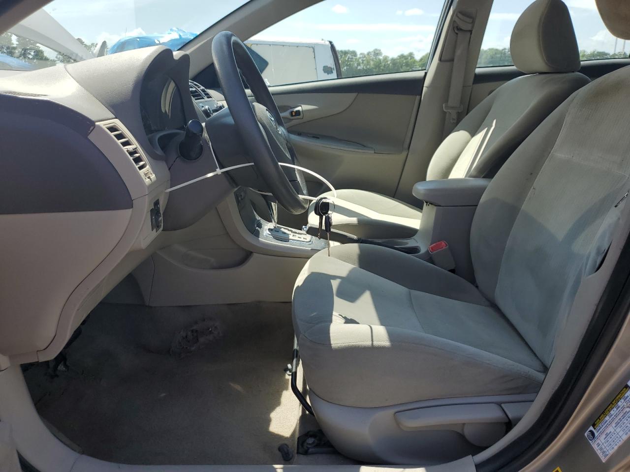 2010 Toyota Corolla Base VIN: 1NXBU4EE7AZ244775 Lot: 61383975