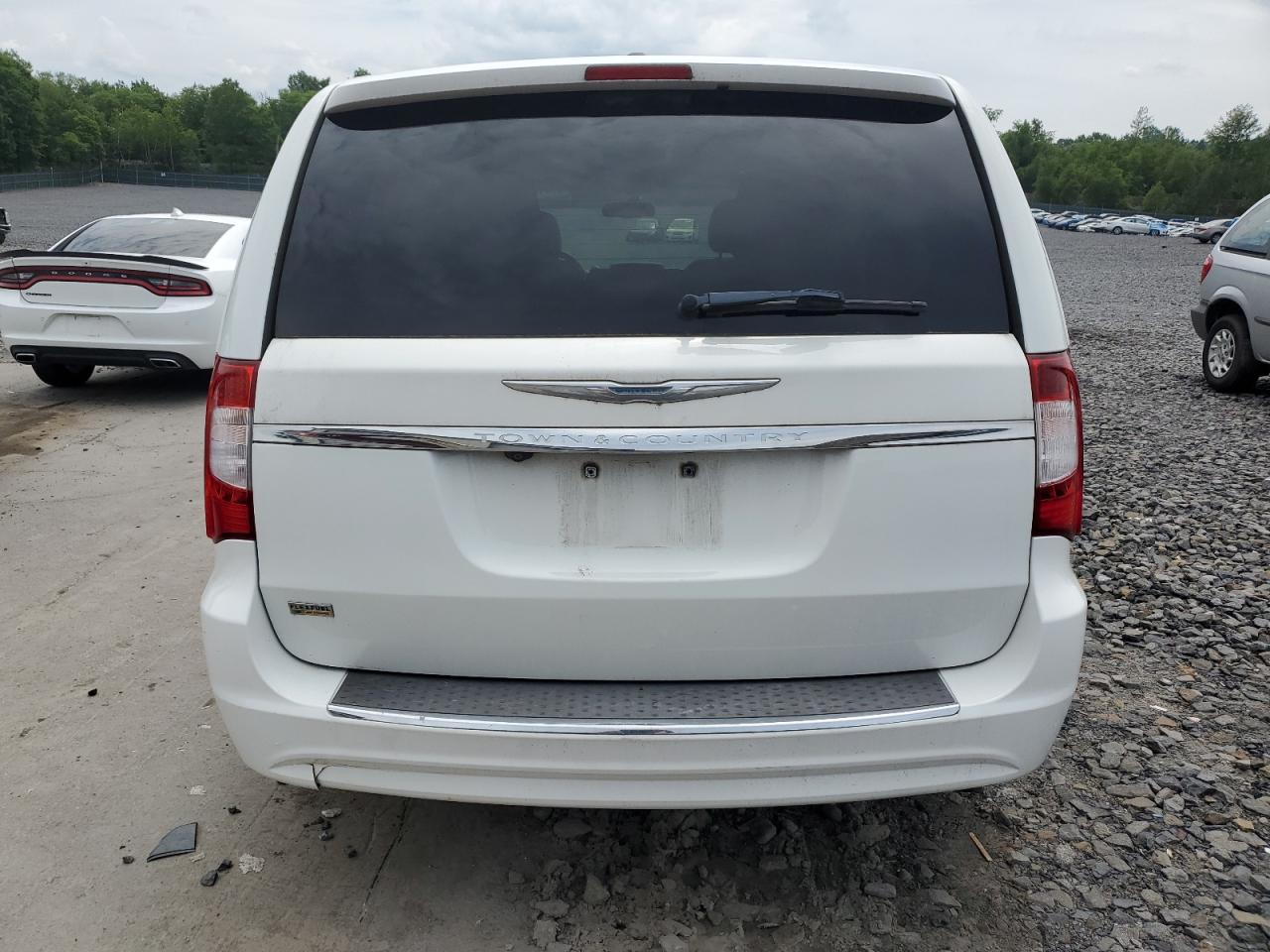 2016 Chrysler Town & Country Touring VIN: 2C4RC1BG2GR293706 Lot: 62718225