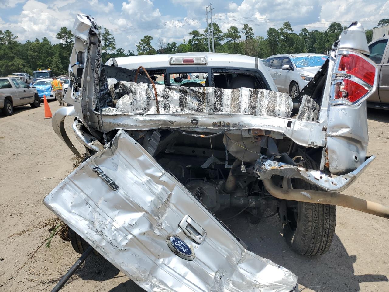 2011 Ford F150 Supercrew VIN: 1FTFW1CF2BKD17087 Lot: 62899675