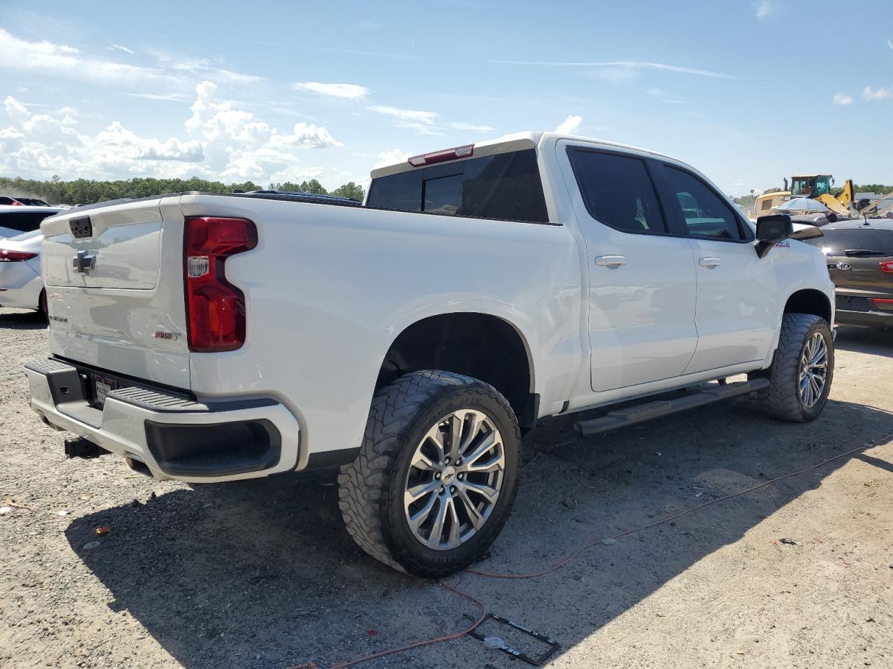 CHEVROLET ALL Models 2022 VIN 3GCUYEED8NG150217 фото 3