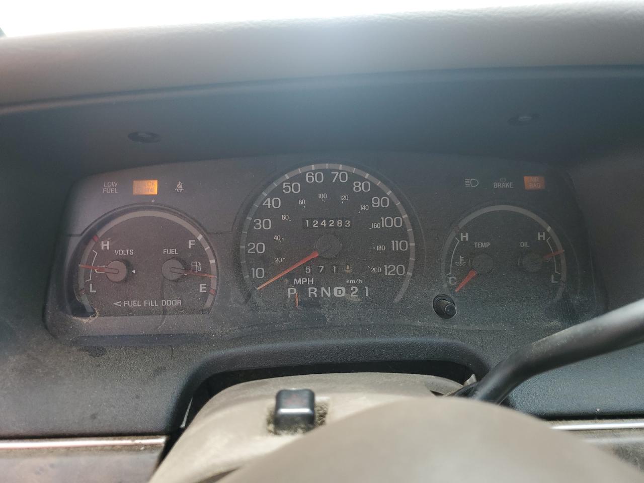 1998 Ford Crown Victoria VIN: 2FAFP73W9WX193909 Lot: 59471915
