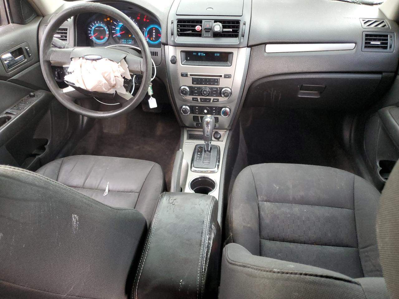 2010 Ford Fusion Se VIN: 3FAHP0HA4AR415065 Lot: 60377275