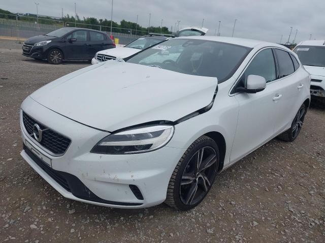 VOLVO V40 R-DESI 2016