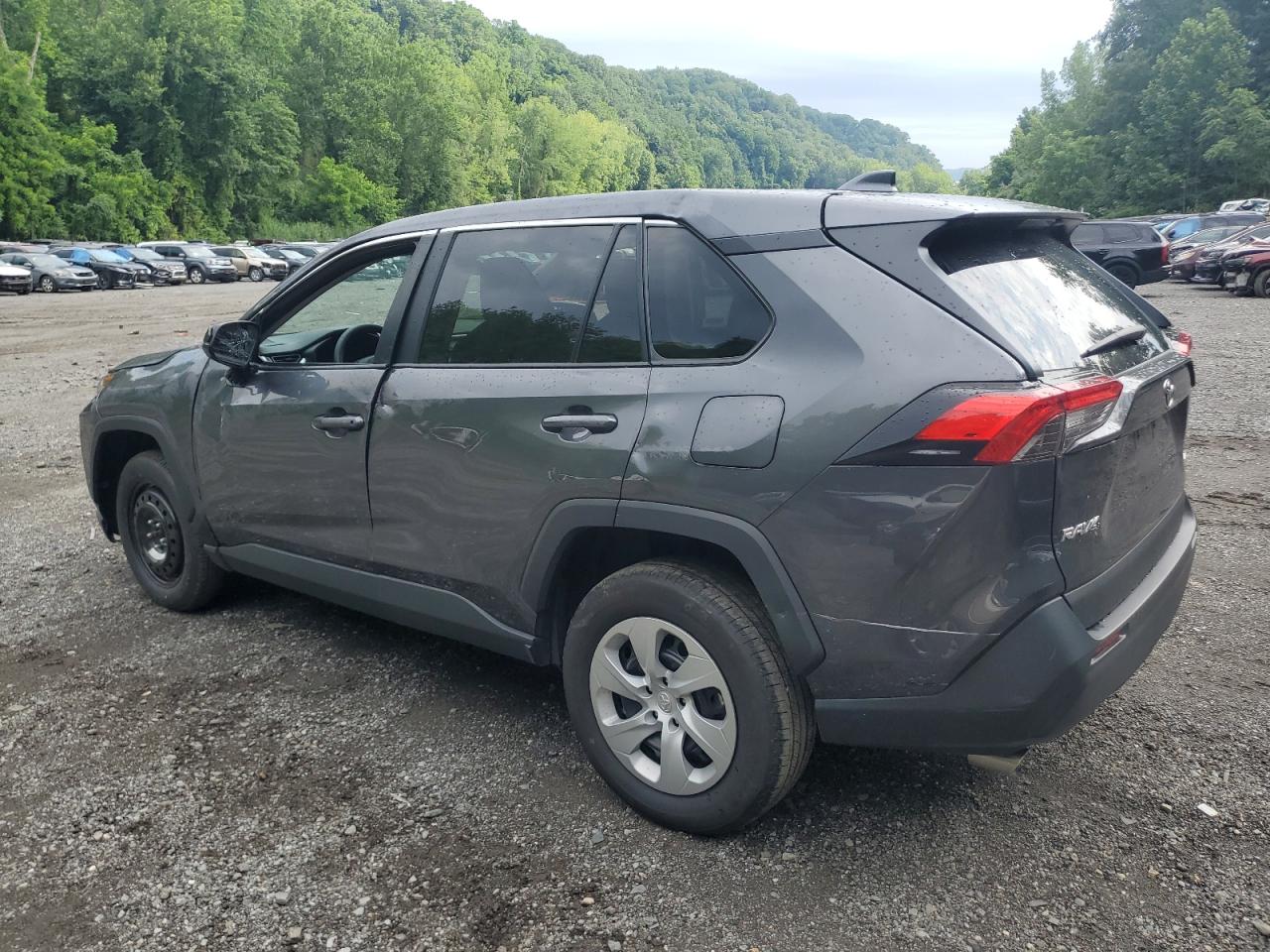 TOYOTA RAV4 2024 VIN 2T3F1RFVXRW429590 photo 2