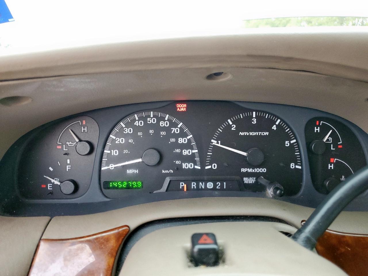 2000 Lincoln Navigator VIN: 5LMRU27A6YLJ08406 Lot: 60320205