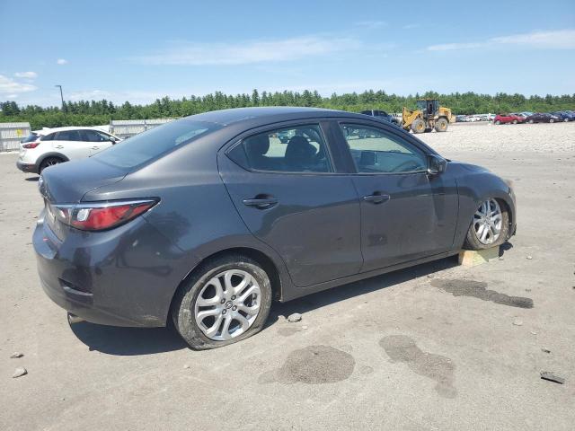  TOYOTA YARIS 2017 Черный