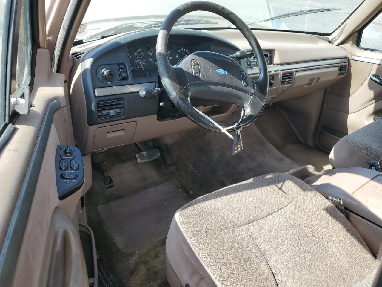 1993 Ford F150 VIN: 1FTEX14N0PKA61411 Lot: 60657855