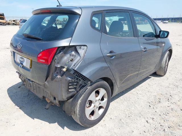 2011 KIA VENGA 2