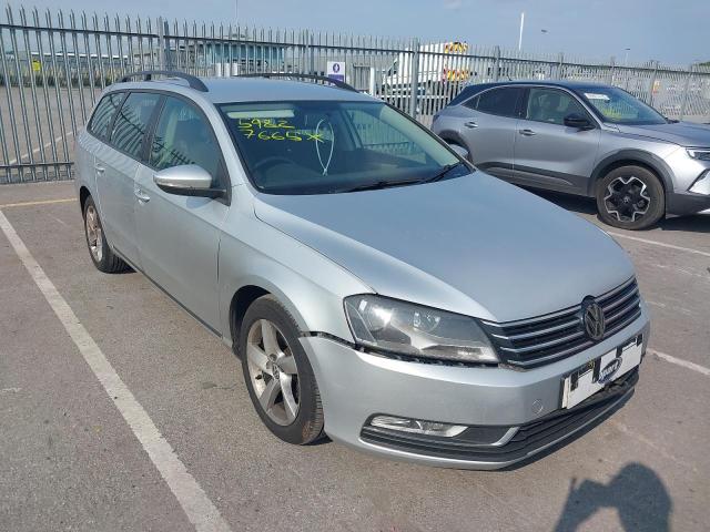 2013 VOLKSWAGEN PASSAT S B