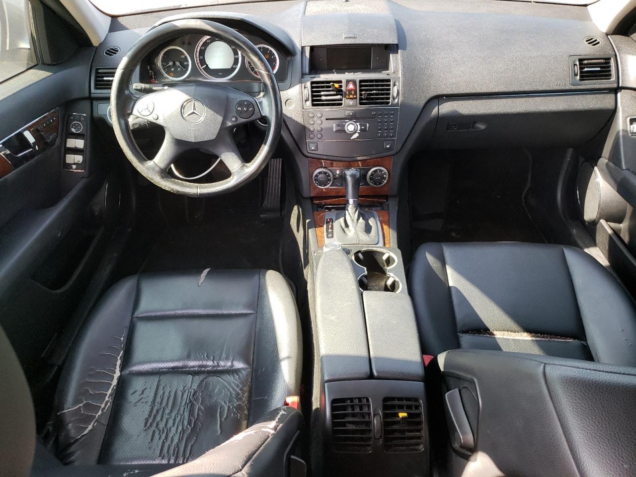 MERCEDES-BENZ C-CLASS 2009 VIN WDDGF81X09F237739 photo 8